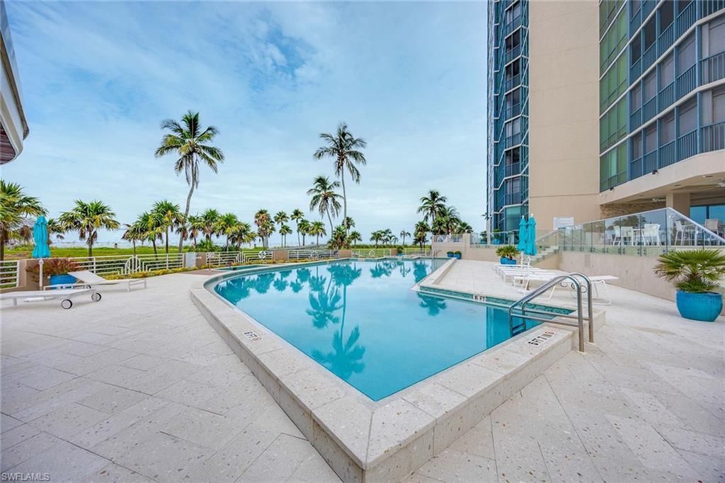 4651 Gulf Shore Blvd N, Unit 1106, Naples, FL 34103 Photo
