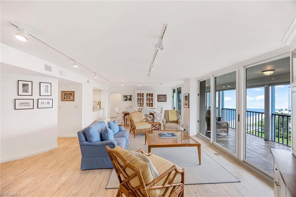 4651 Gulf Shore Blvd N, Unit 1106, Naples, FL 34103 Photo