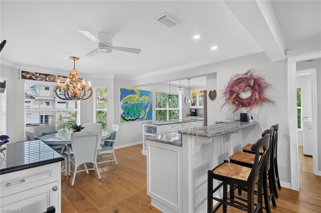 561 Lighthouse Way, Sanibel, FL 33957 Photo