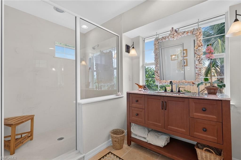 561 Lighthouse Way, Sanibel, FL 33957 Photo
