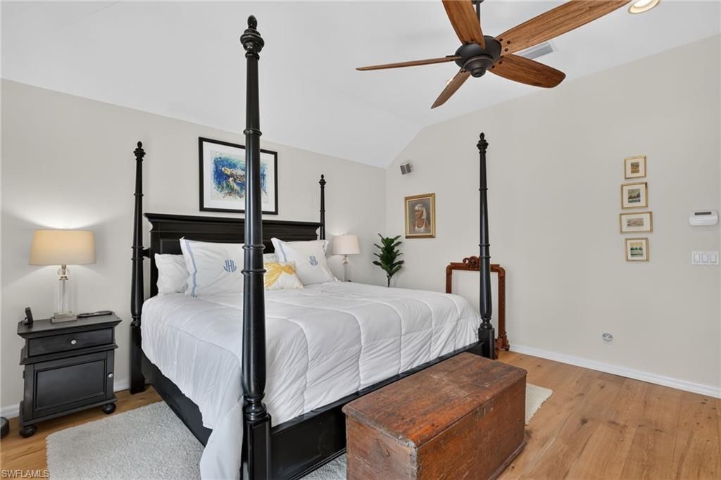 561 Lighthouse Way, Sanibel, FL 33957 Photo