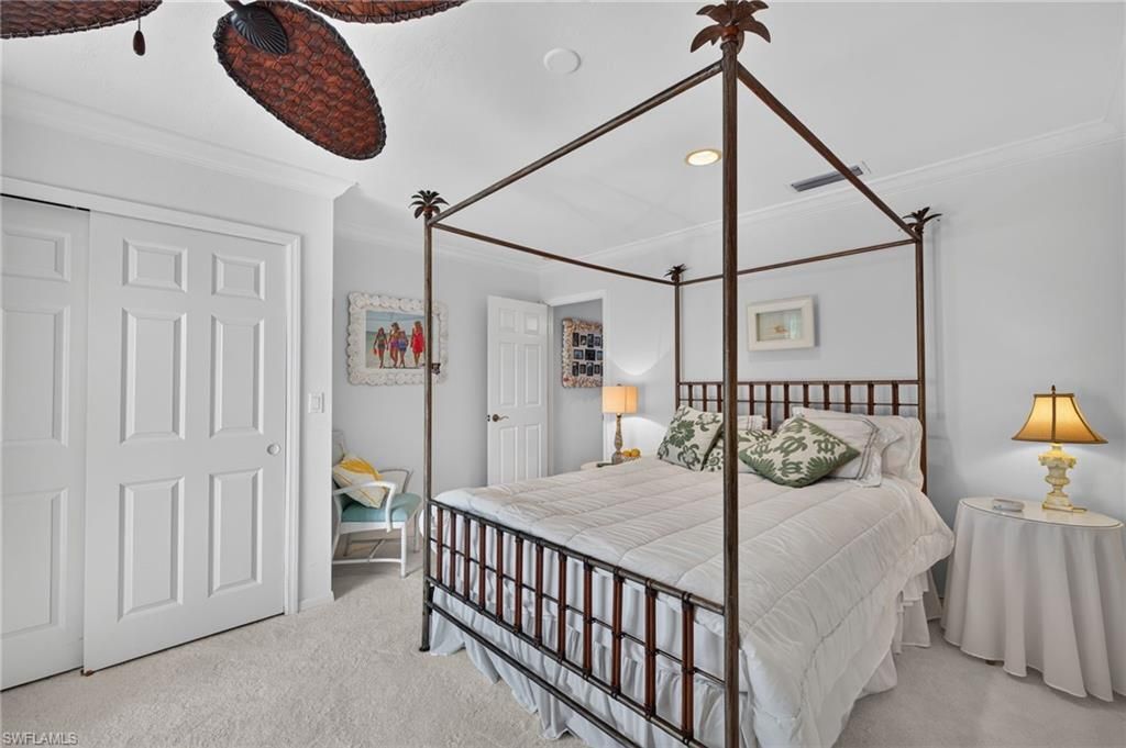561 Lighthouse Way, Sanibel, FL 33957 Photo