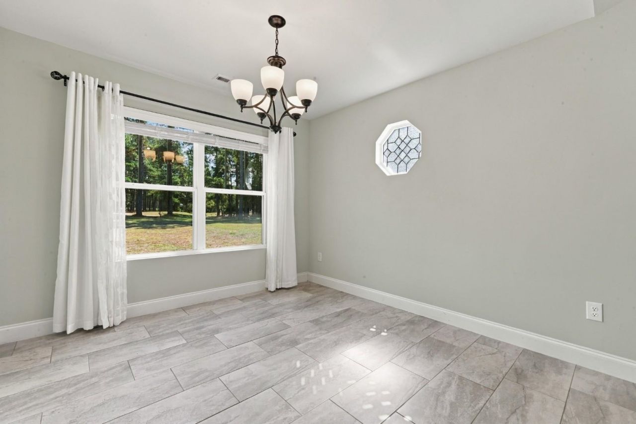 4177 Charleston Oaks Dr Photo 11