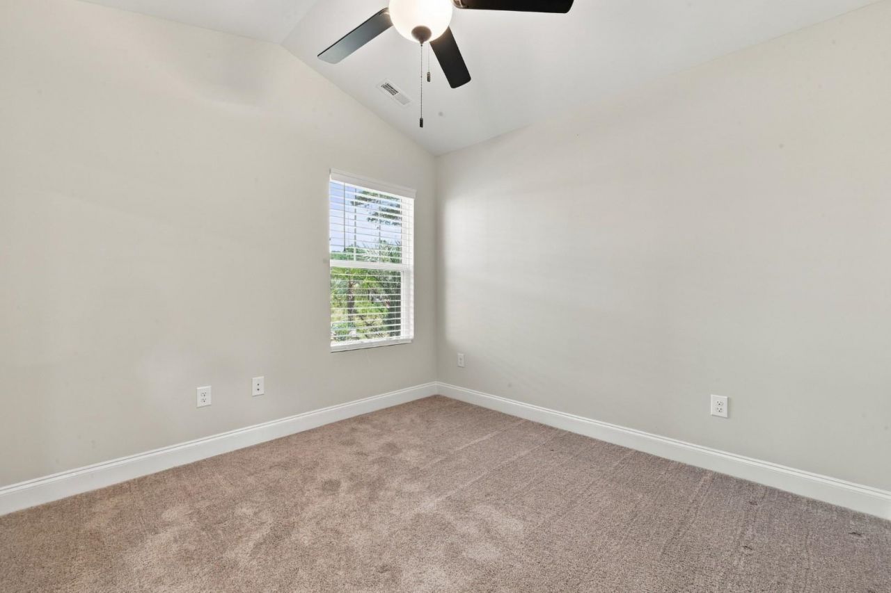 4177 Charleston Oaks Dr Photo 20