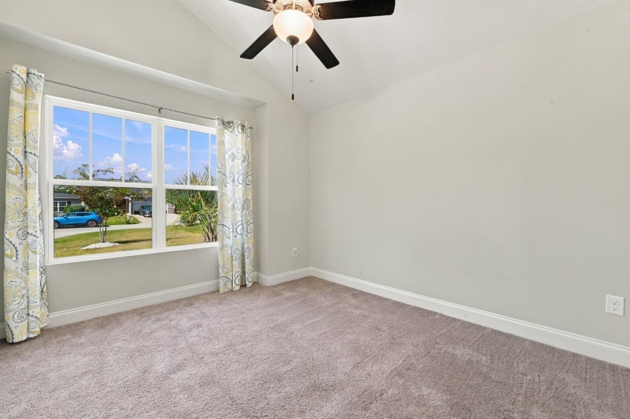 4177 Charleston Oaks Dr Photo 22