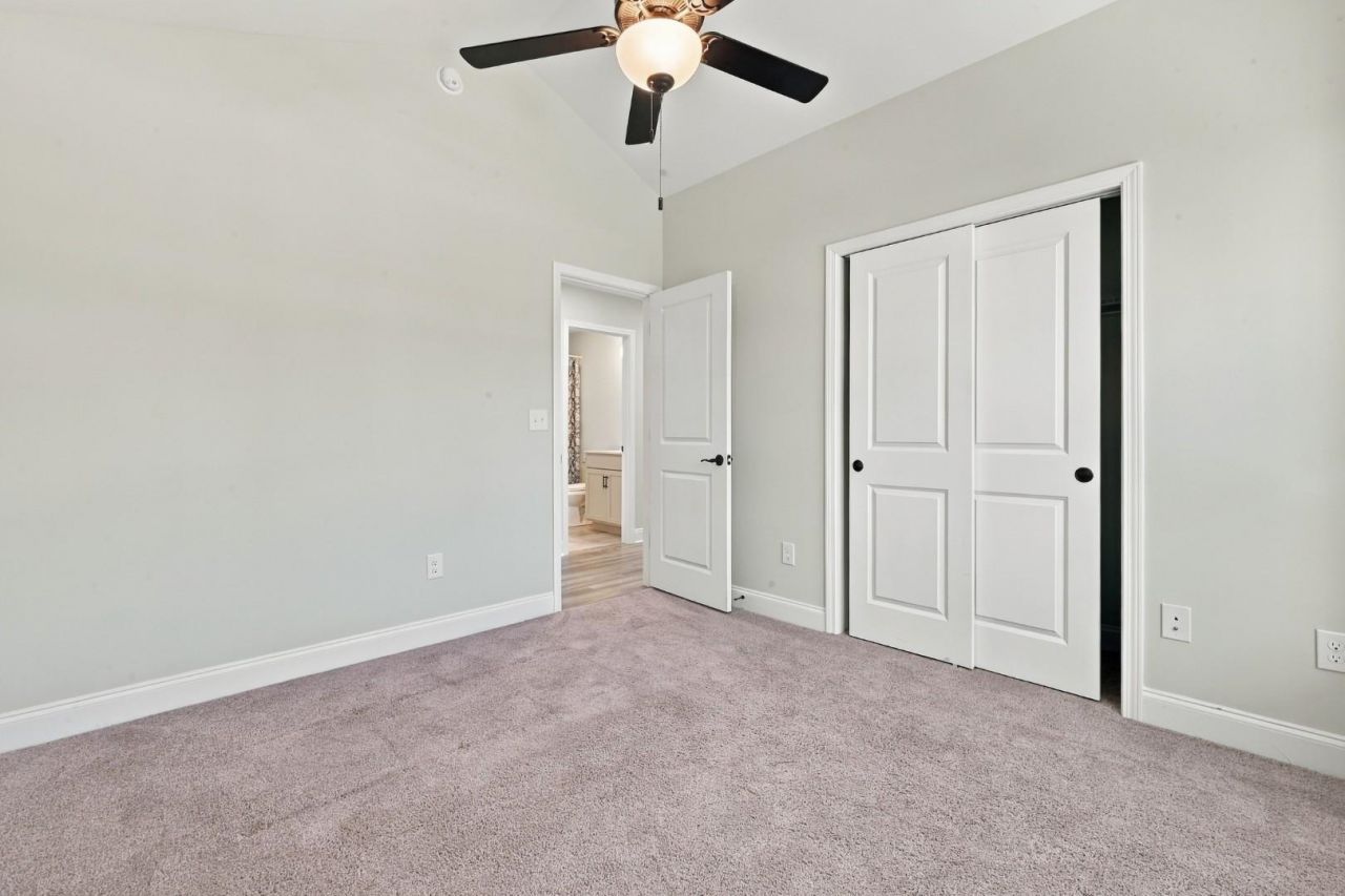4177 Charleston Oaks Dr Photo 24