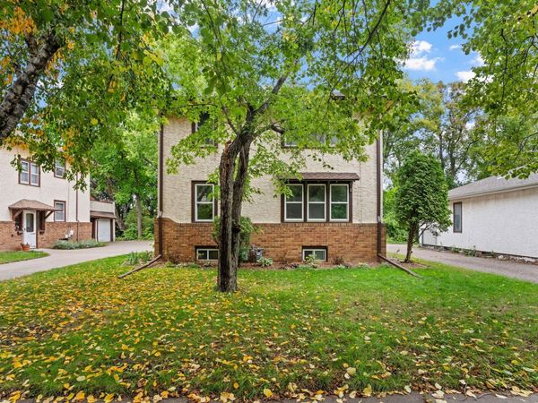 261 Robie Street W, Saint Paul, MN 55107