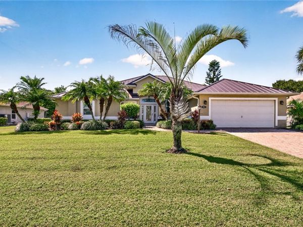 5643 Riverboat Circle SW, Vero Beach, FL 32968