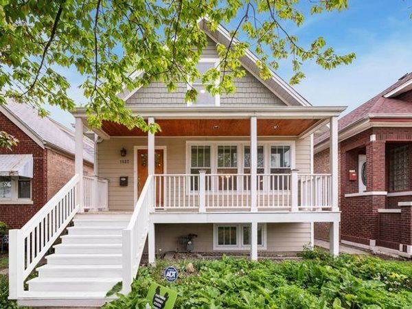 1527 Elmwood Avenue , Berwyn, IL 60402