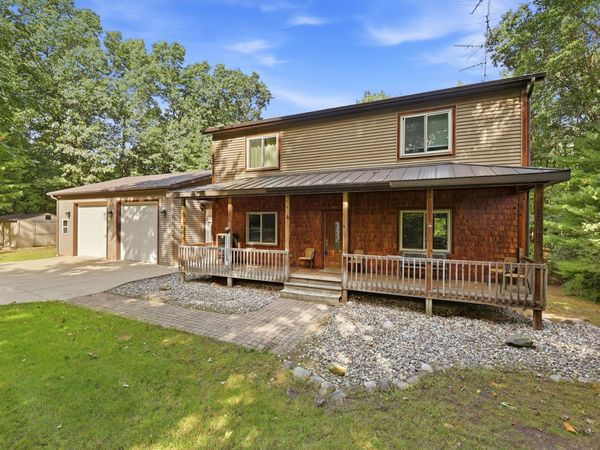 8669 17 Mile Road NE, Cedar Springs, MI 49319