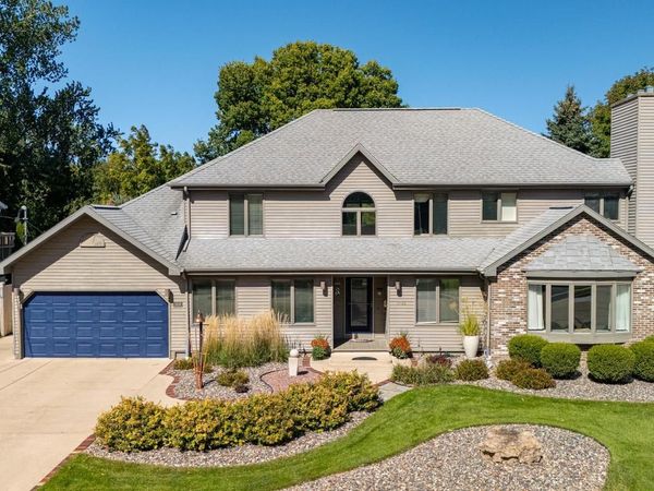 1936 E MURDOCK AVENUE, Oshkosh, WI 54901