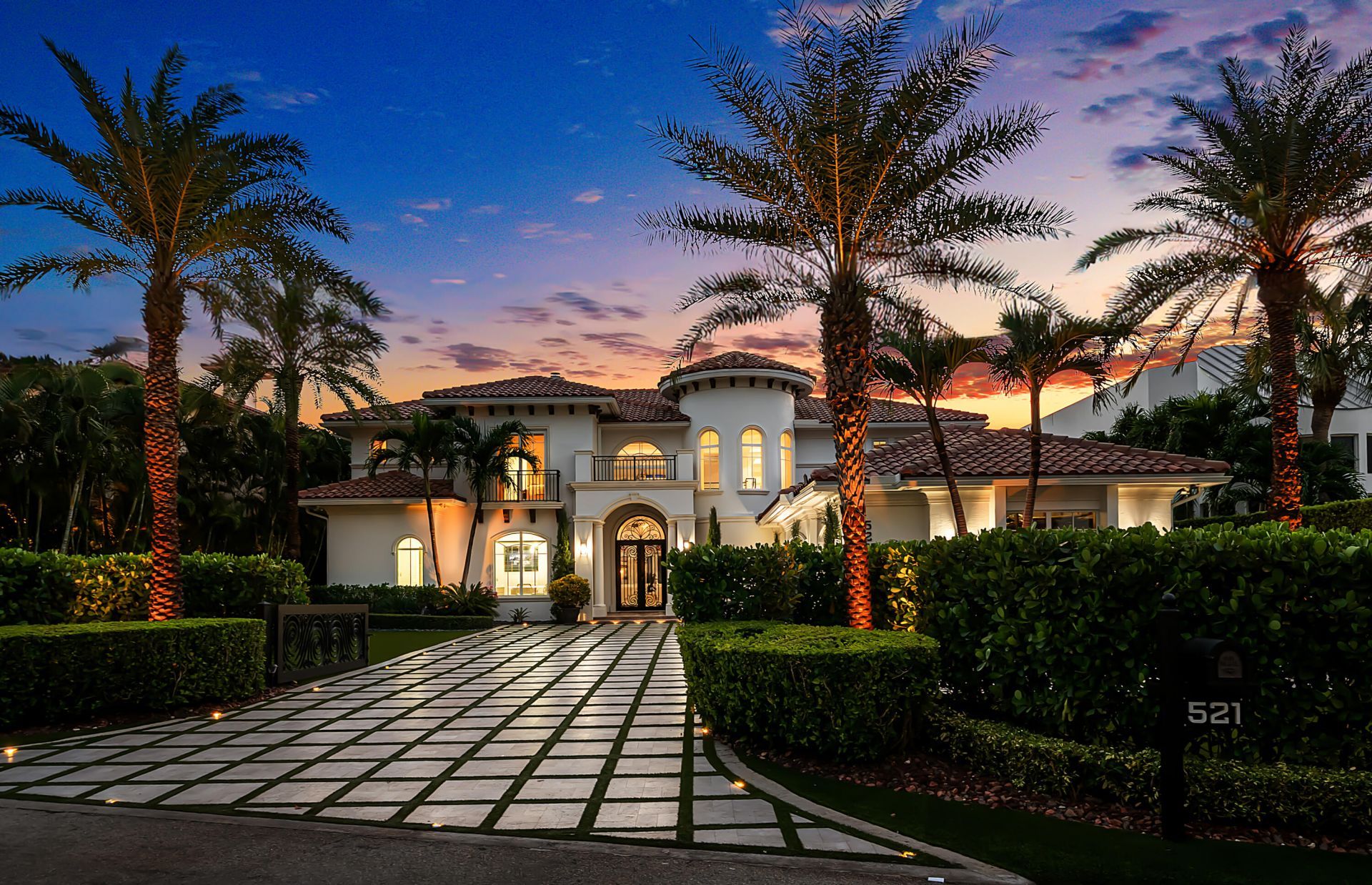521 NE Spanish Trail, Boca Raton, FL 33432 Photo