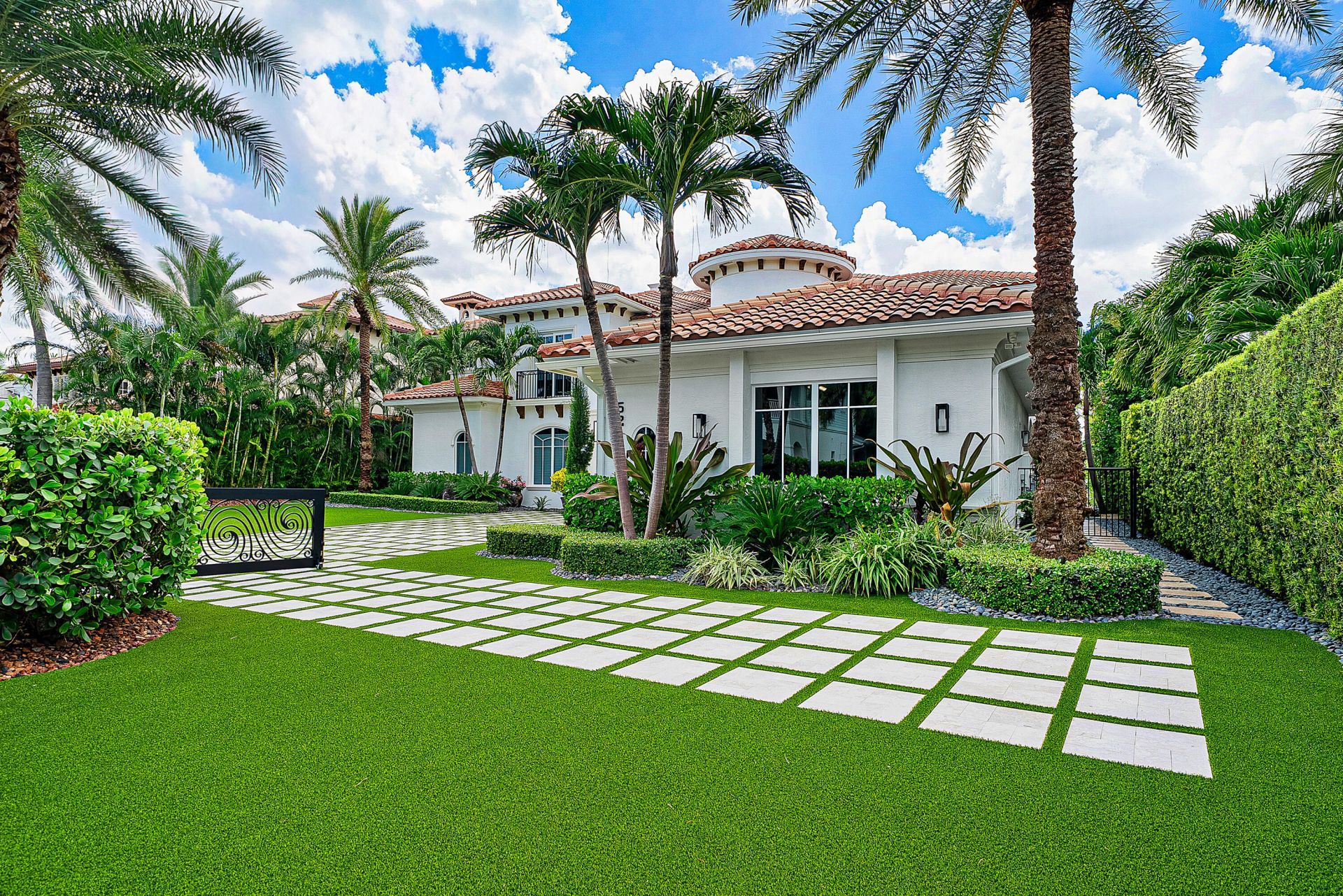 521 NE Spanish Trail, Boca Raton, FL 33432 Photo
