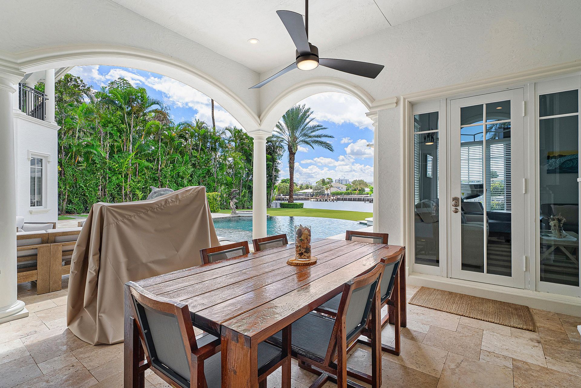 521 NE Spanish Trail, Boca Raton, FL 33432 Photo