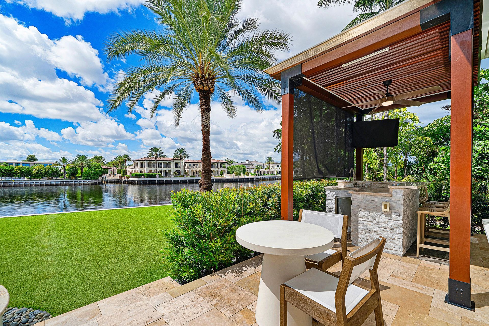 521 NE Spanish Trail, Boca Raton, FL 33432 Photo