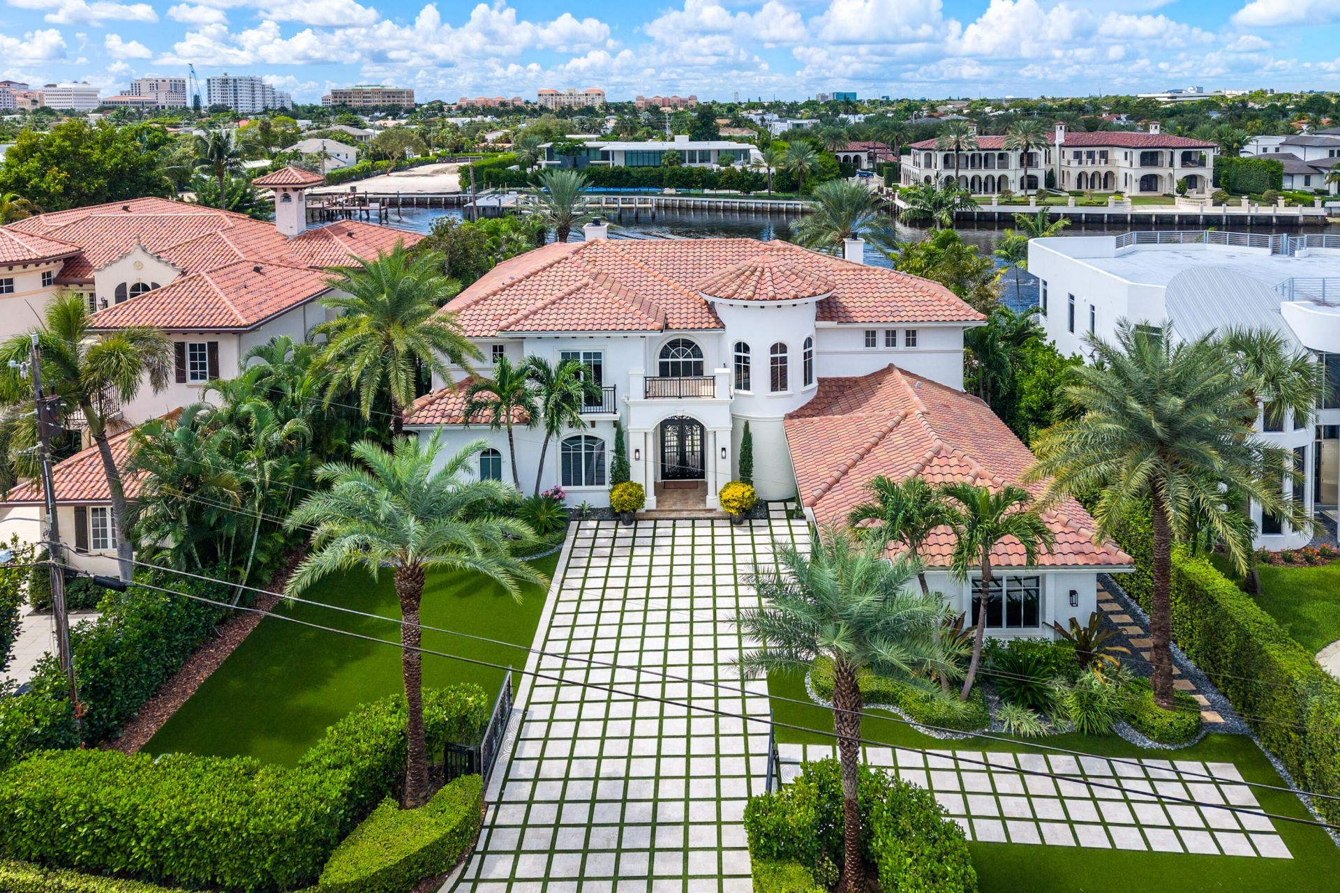 521 NE Spanish Trail, Boca Raton, FL 33432 Photo