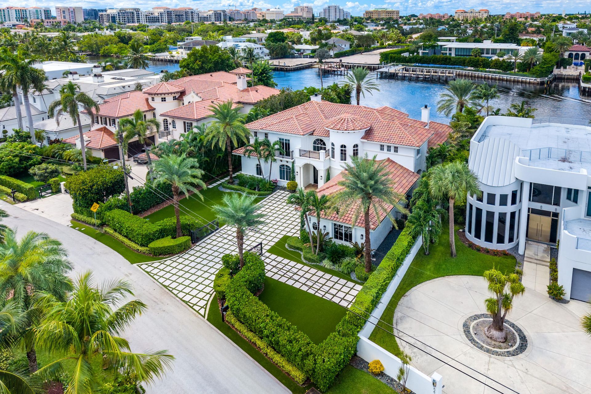 521 NE Spanish Trail, Boca Raton, FL 33432 Photo