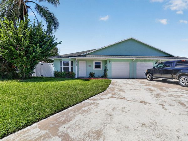 10468 Boynton Pl Circle, Boynton Beach, FL 33437