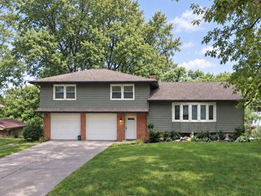 3617 S 105 Avenue, Omaha, NE 68124