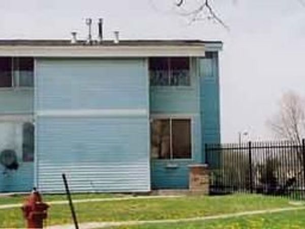 8877 N Swan Rd, Unit K, Milwaukee, WI 53224