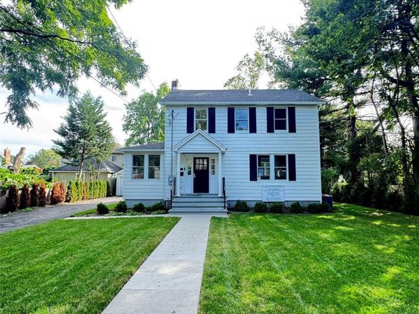 118 Willow Street , Roslyn Heights, NY 11577