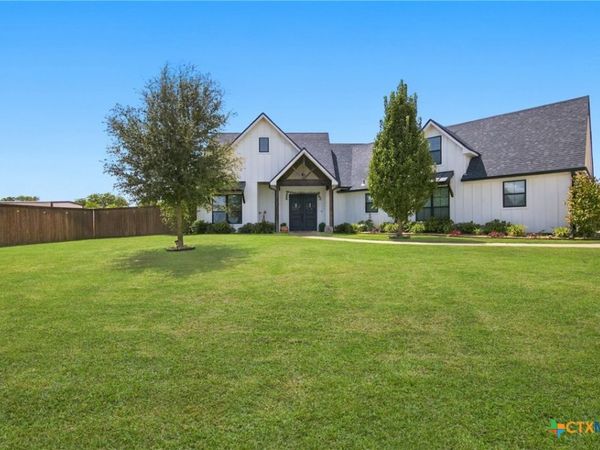 411 Goates Road, Troy, TX 76579
