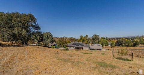 4611 Roadrunner Dr, Ione, CA 95640 Photo