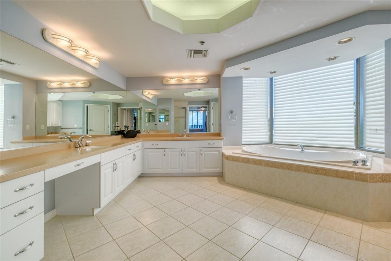 19828 Gulf Boulevard, Unit 201, Indian Shores, FL 33785 Photo