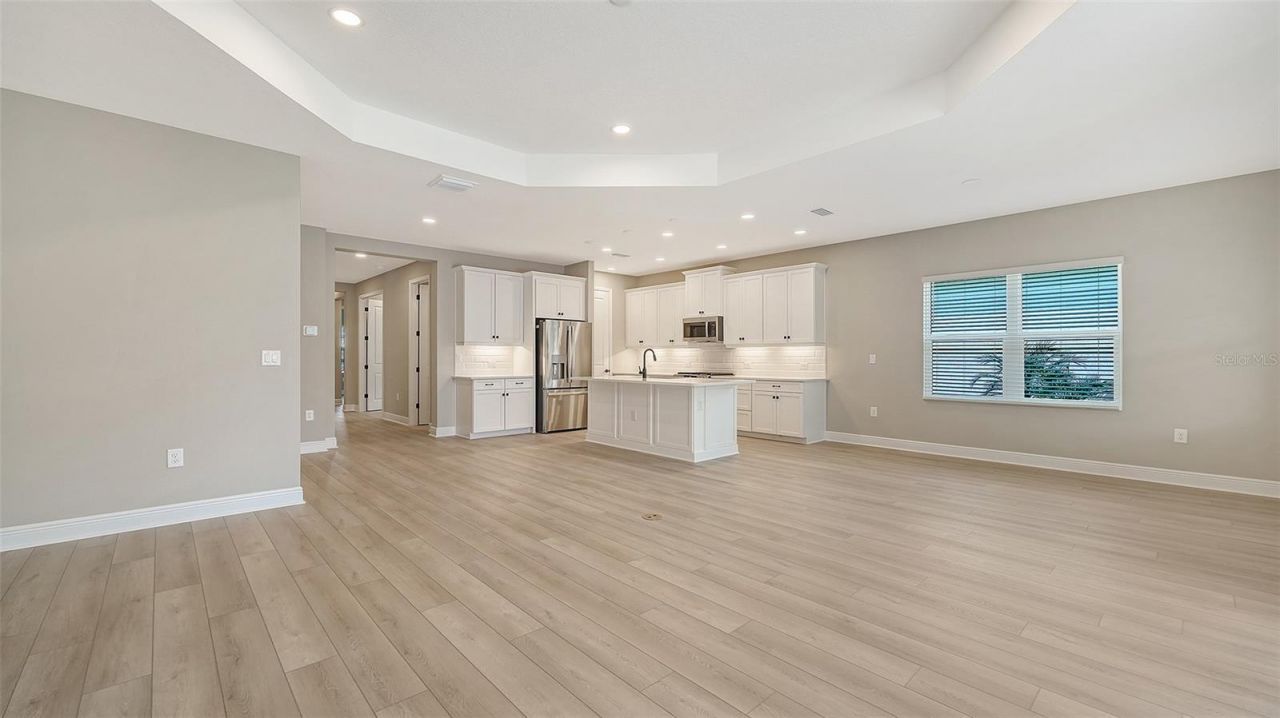 8201 Scarletbush Drive, Sarasota, FL 34240 Photo