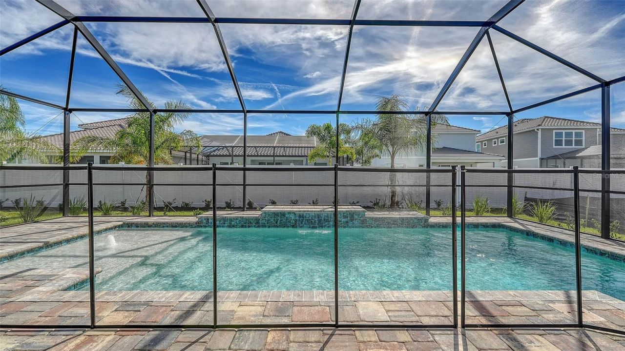 8201 Scarletbush Drive, Sarasota, FL 34240 Photo