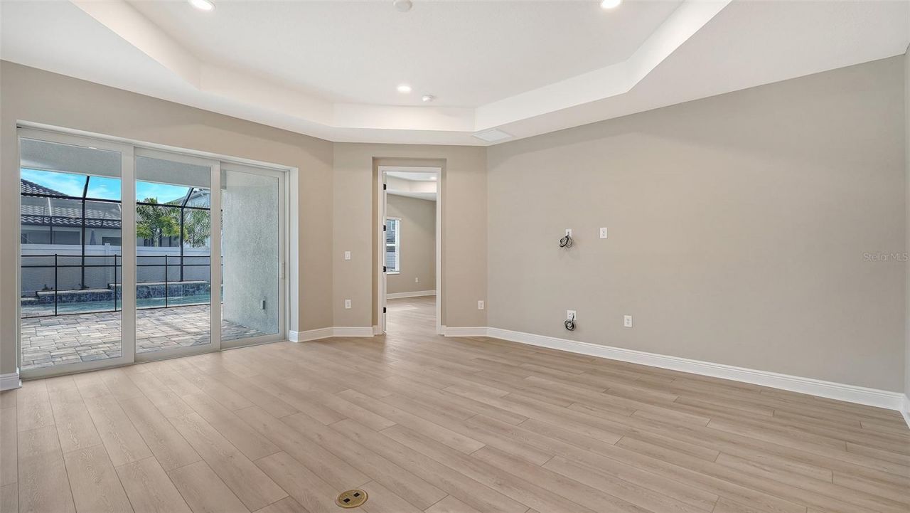 8201 Scarletbush Drive, Sarasota, FL 34240 Photo