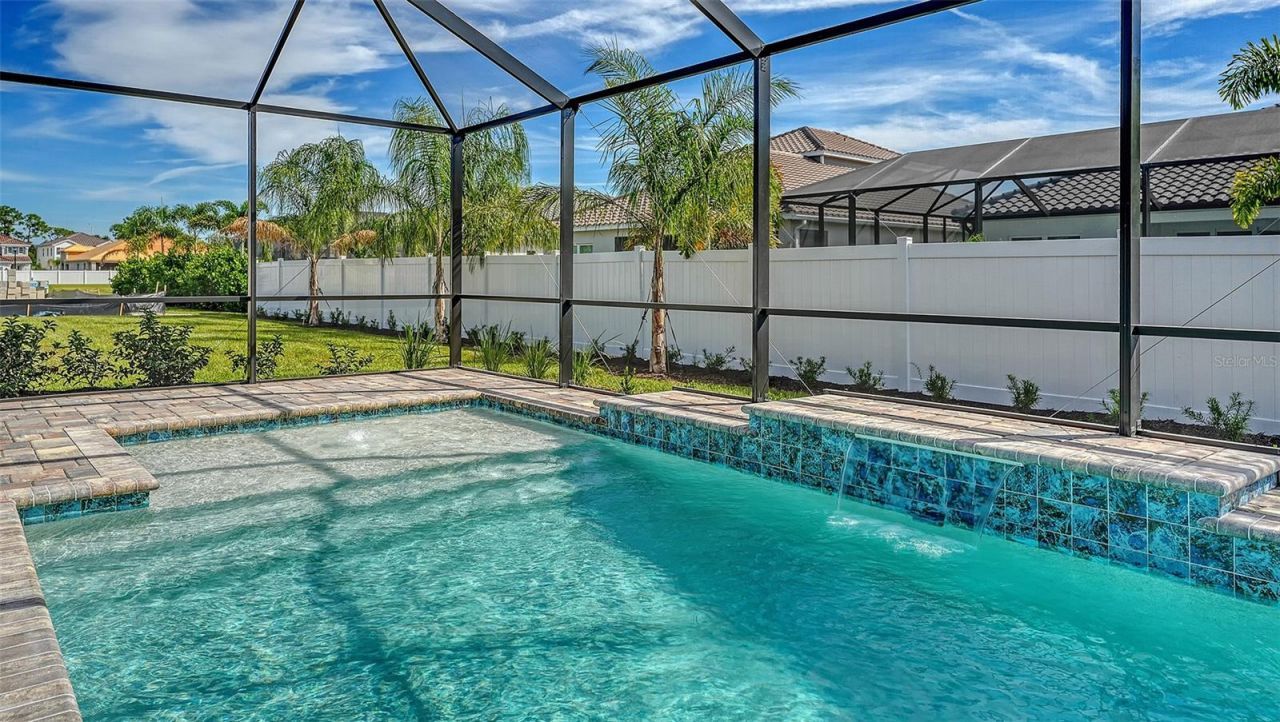 8201 Scarletbush Drive, Sarasota, FL 34240 Photo