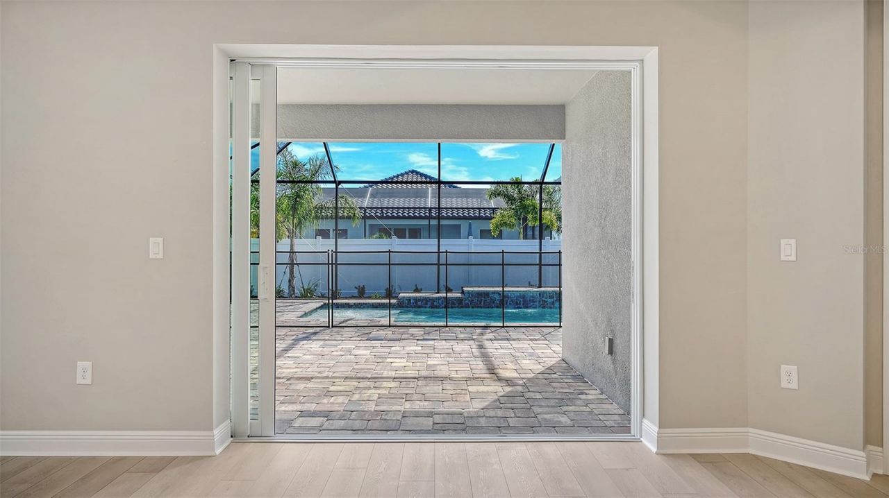 8201 Scarletbush Drive, Sarasota, FL 34240 Photo