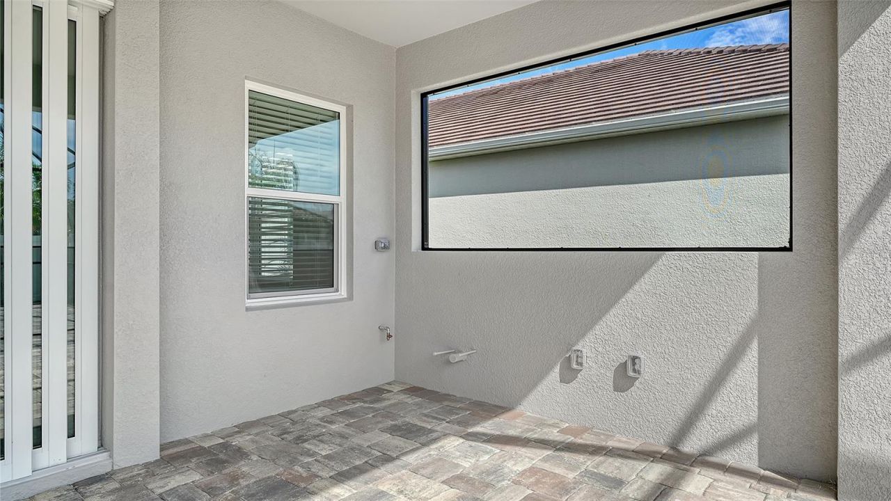 8201 Scarletbush Drive, Sarasota, FL 34240 Photo