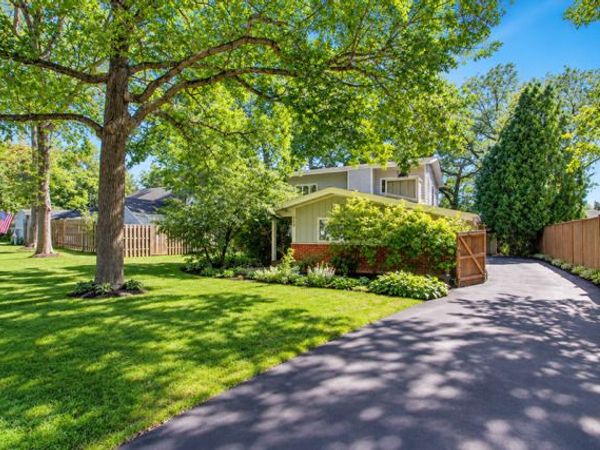 305 Dunbar Road, Mundelein, IL 60060