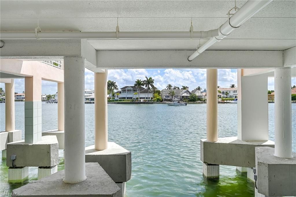 4560 Gulf Shore Blvd N, Unit 3-213, Naples, FL 34103 Photo