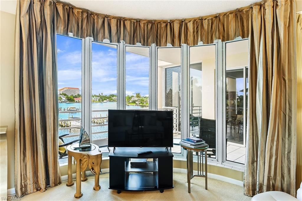 4560 Gulf Shore Blvd N, Unit 3-213, Naples, FL 34103 Photo