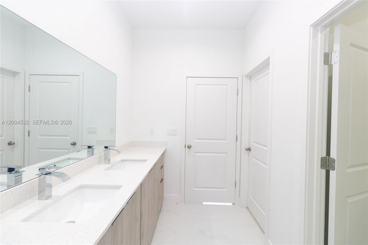 733 Alee St E, Lehigh Acres, FL 33974 Photo