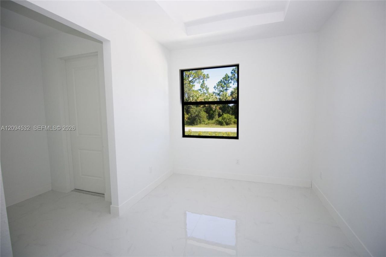 733 Alee St E, Lehigh Acres, FL 33974 Photo