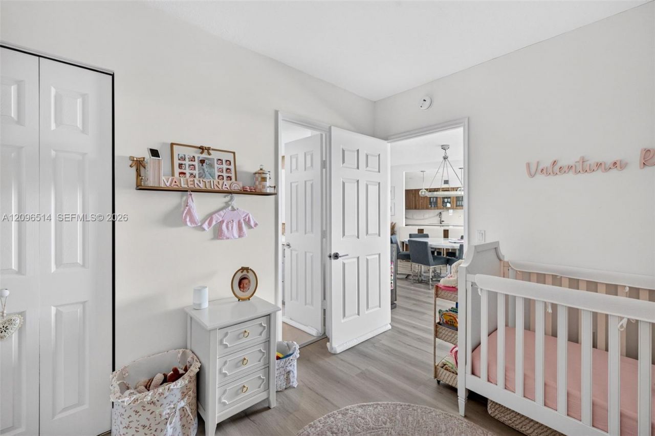 3370 Hidden Bay Dr , Unit 2410, Aventura, FL 33180 Photo
