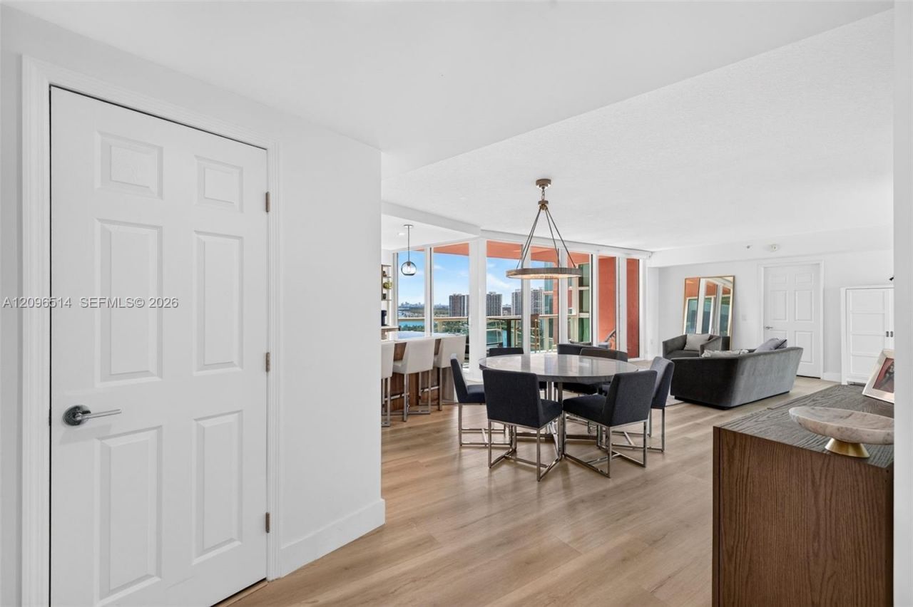 3370 Hidden Bay Dr , Unit 2410, Aventura, FL 33180 Photo
