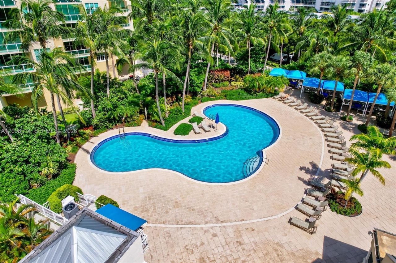 3370 Hidden Bay Dr , Unit 2410, Aventura, FL 33180 Photo