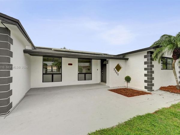 7771 Ramona St , Miramar, FL 33023