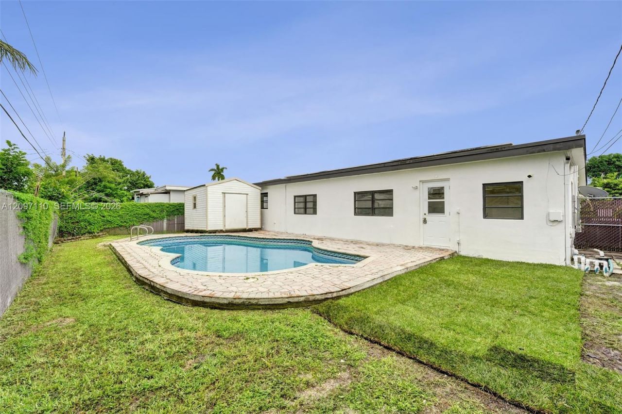 7771 Ramona St , Miramar, FL 33023 Photo