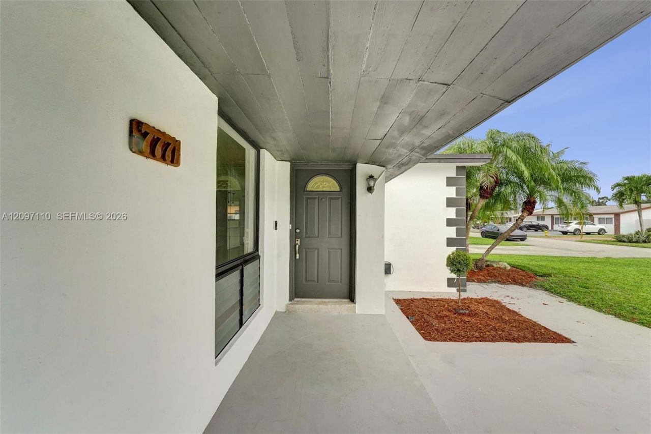 7771 Ramona St, Miramar, FL 33023 Photo