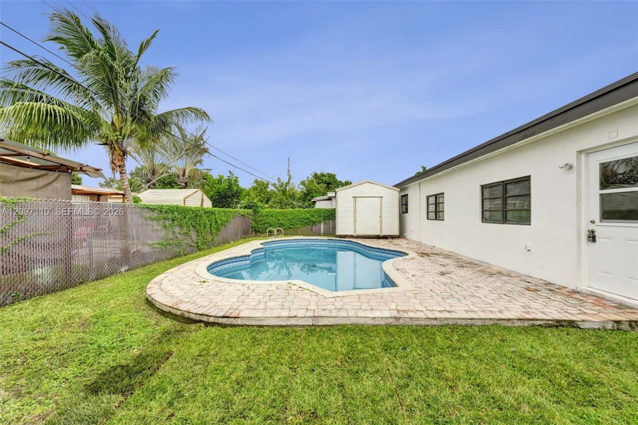 7771 Ramona St, Miramar, FL 33023 Photo