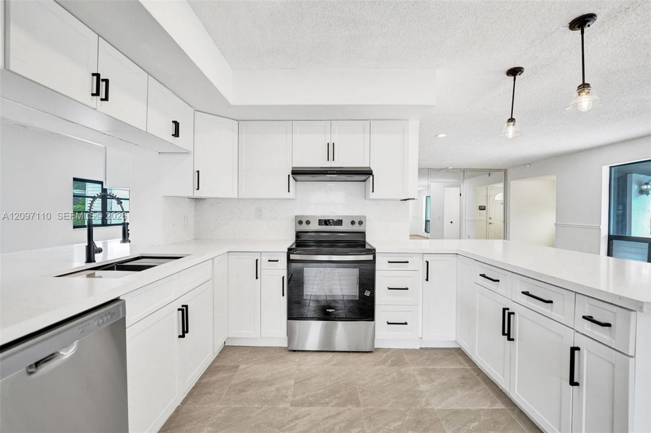 7771 Ramona St , Miramar, FL 33023 Photo
