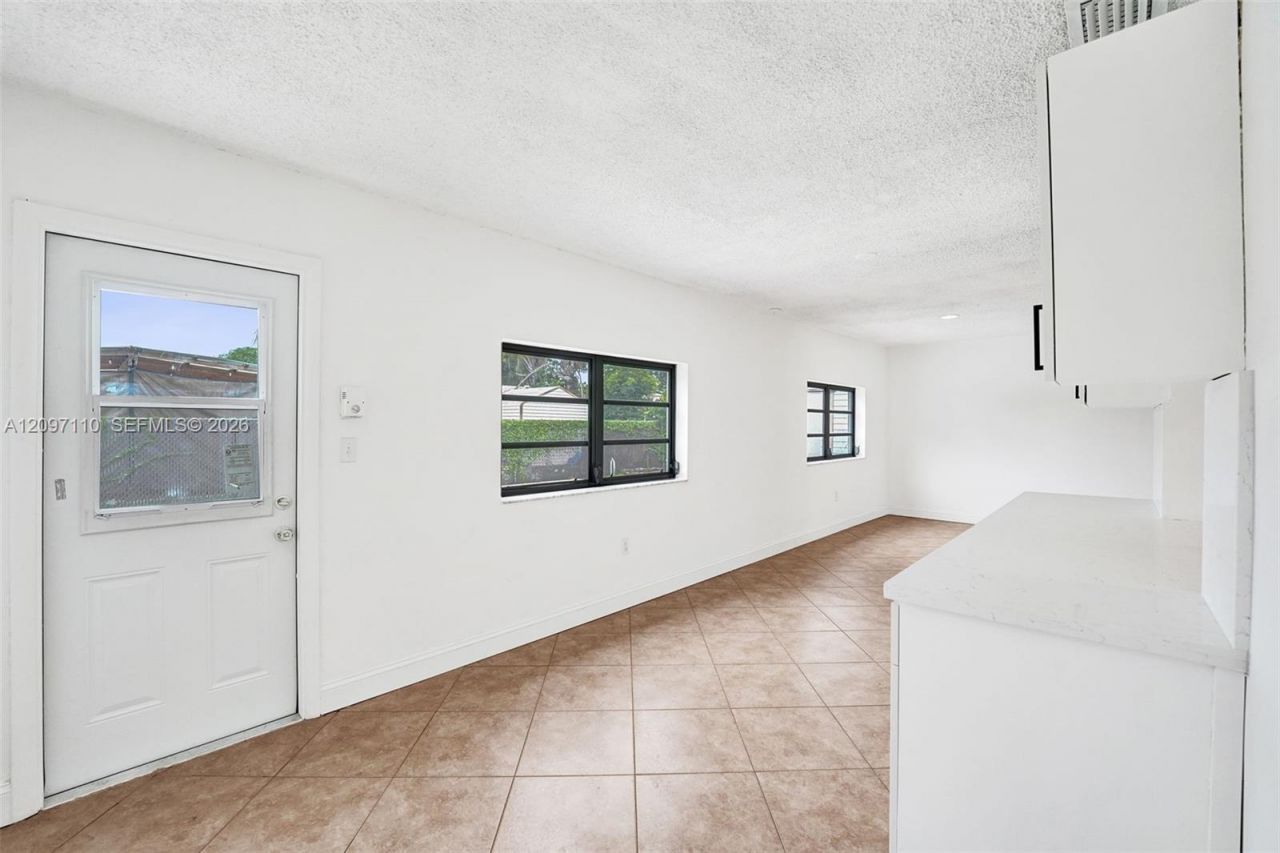 7771 Ramona St , Miramar, FL 33023 Photo