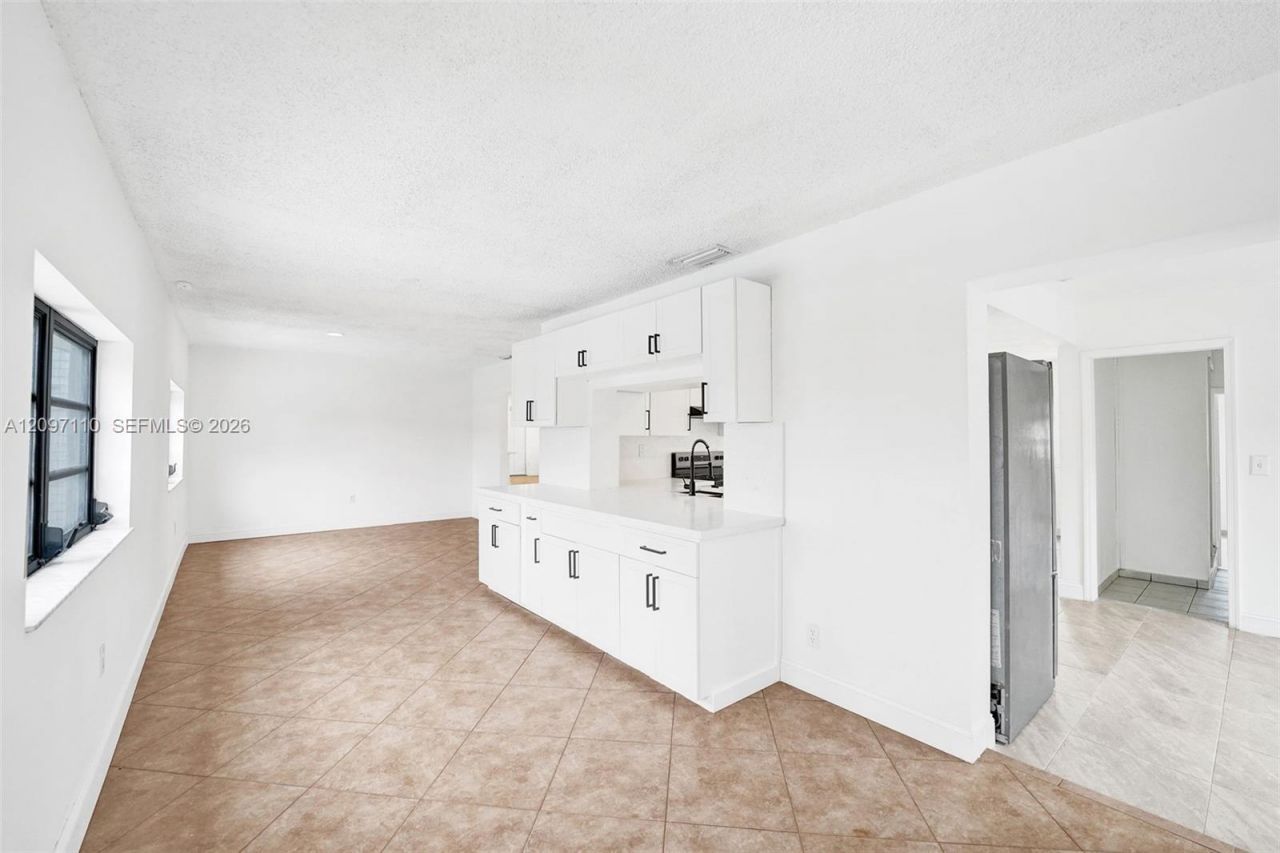 7771 Ramona St, Miramar, FL 33023 Photo