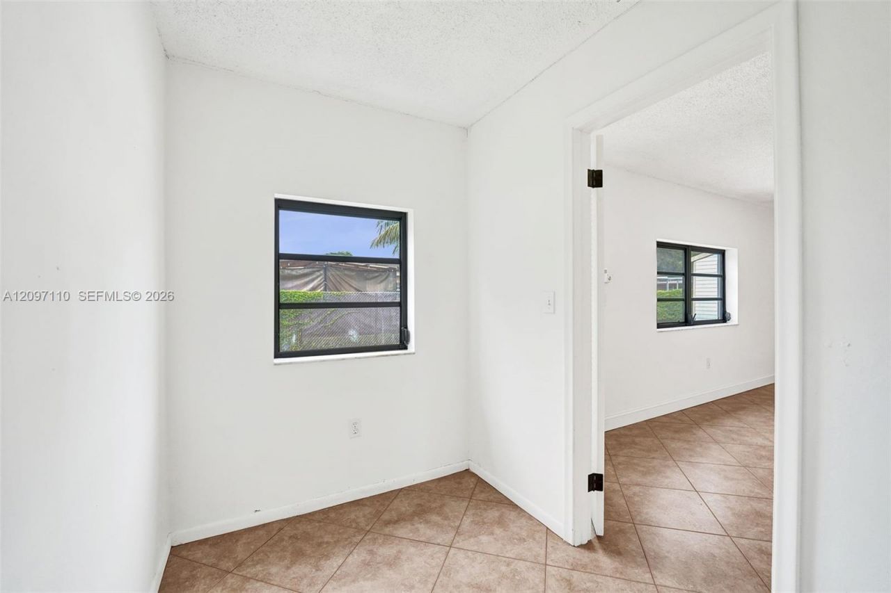7771 Ramona St , Miramar, FL 33023 Photo